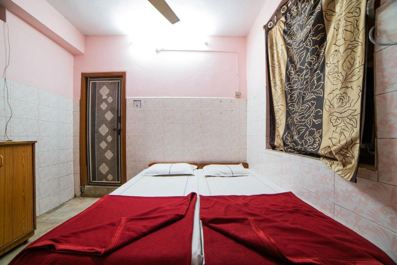 Hotel O Sree Radha Lodge Near Snow World Secunderabad Exterior photo