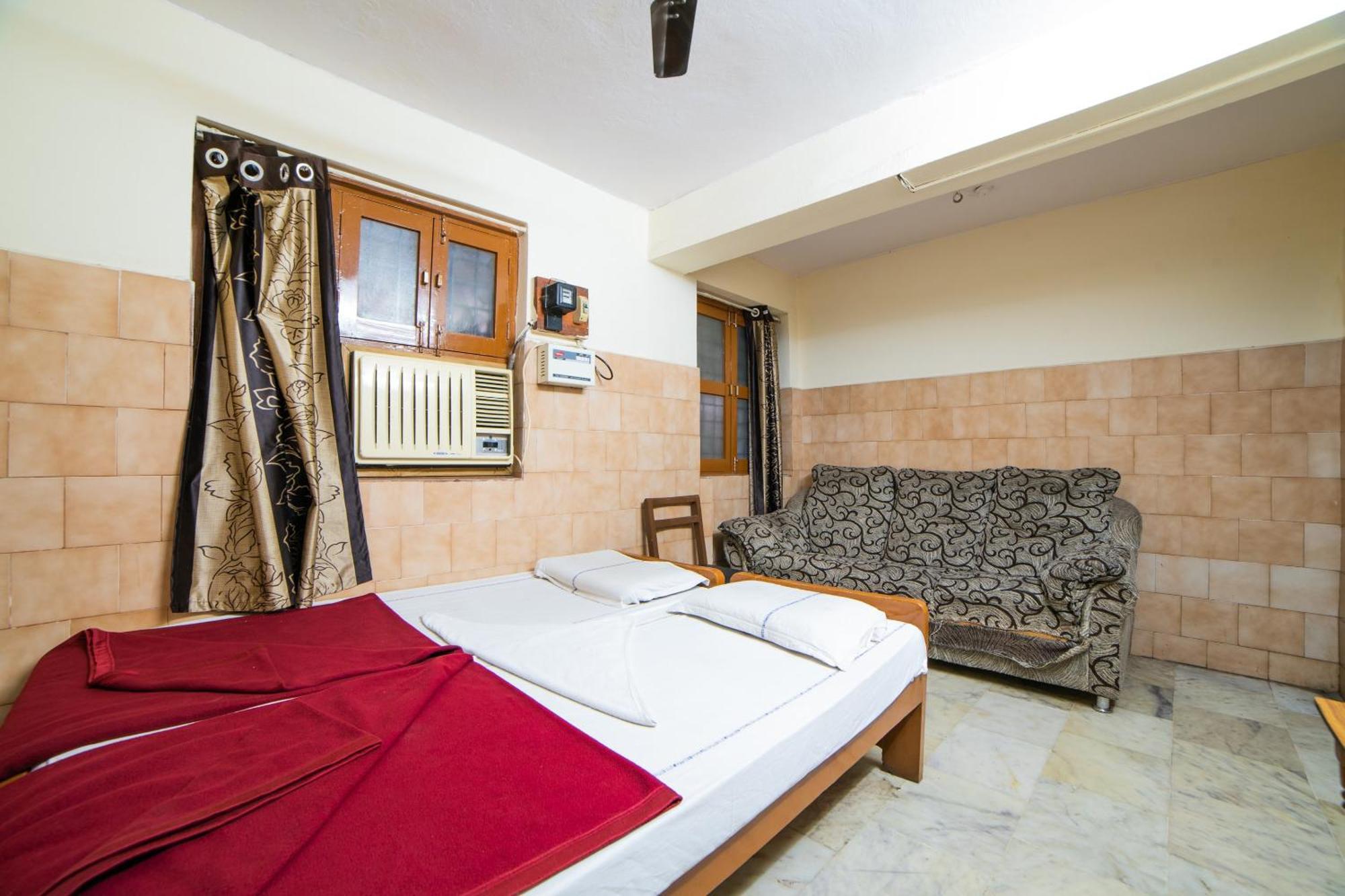 Hotel O Sree Radha Lodge Near Snow World Secunderabad Exterior photo