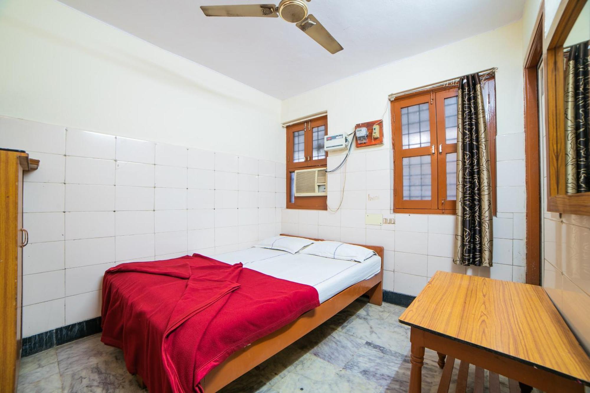 Hotel O Sree Radha Lodge Near Snow World Secunderabad Exterior photo