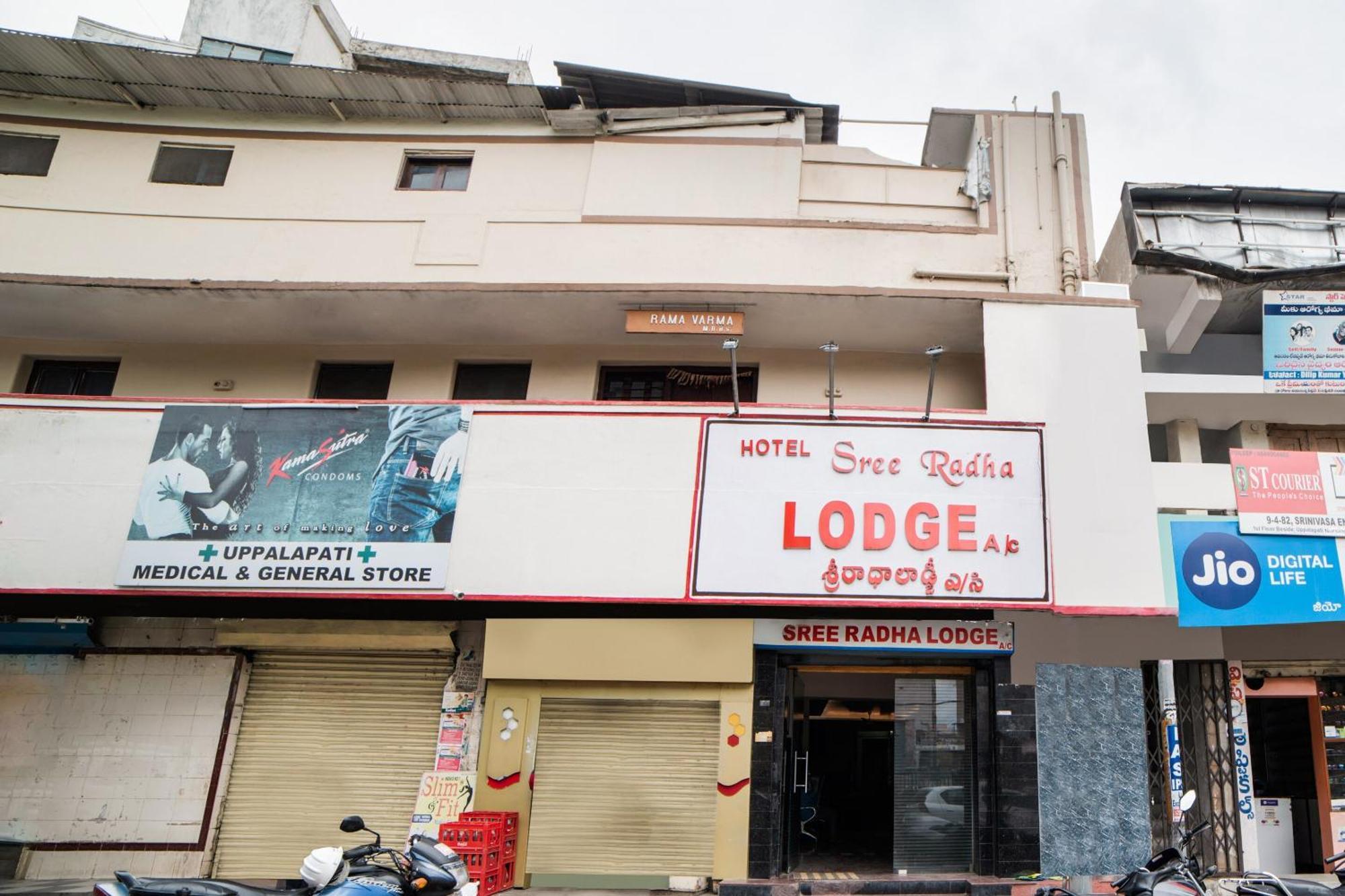 Hotel O Sree Radha Lodge Near Snow World Secunderabad Exterior photo